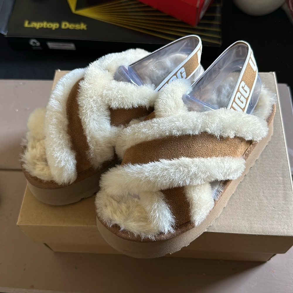 Ugg Disco Cross Slide